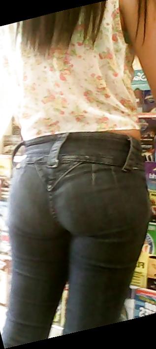 11P Latin ass