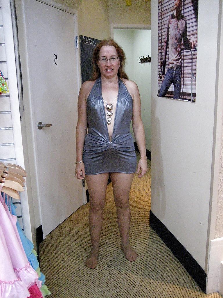 25P White woman 4