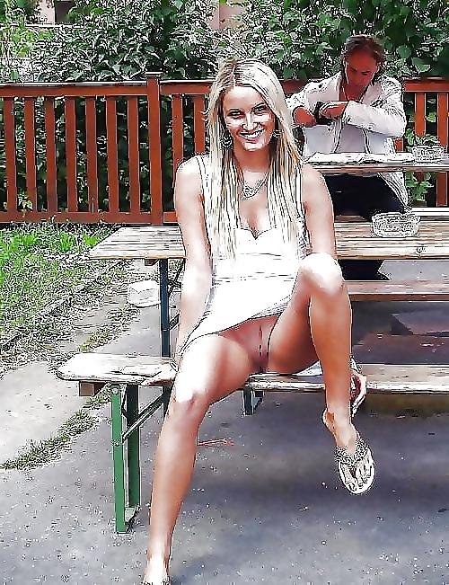 25P See These Hot Babes Flash You, can you guess where they are?