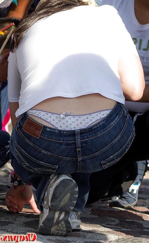25P Upskirt, Flashing, candid images from girls and matures