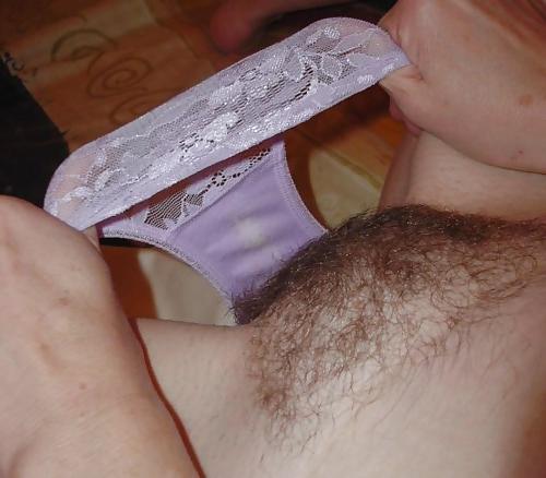 25P Hairy Woman