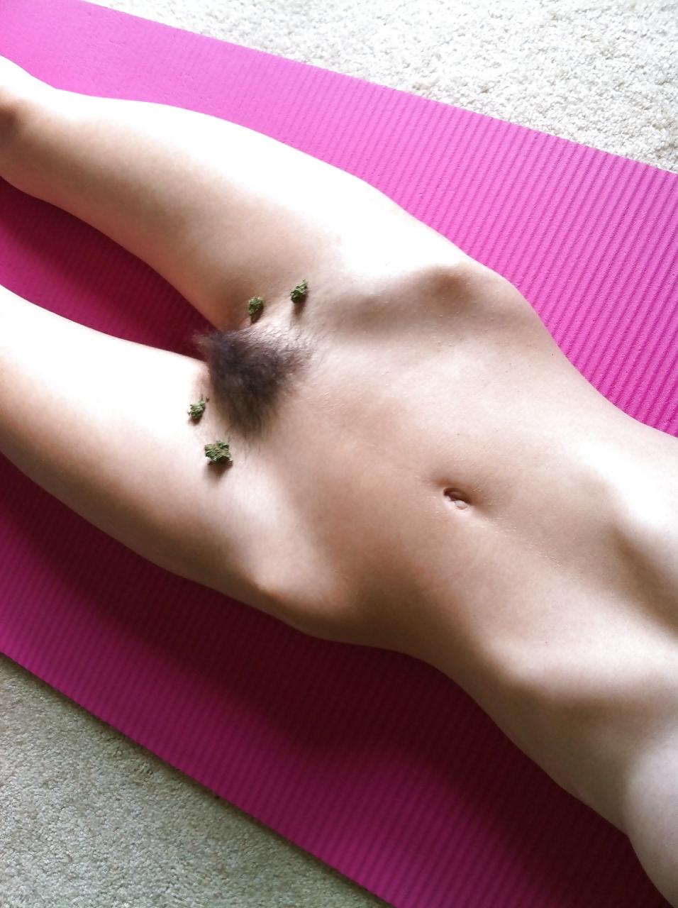 23P Yoga Girl
