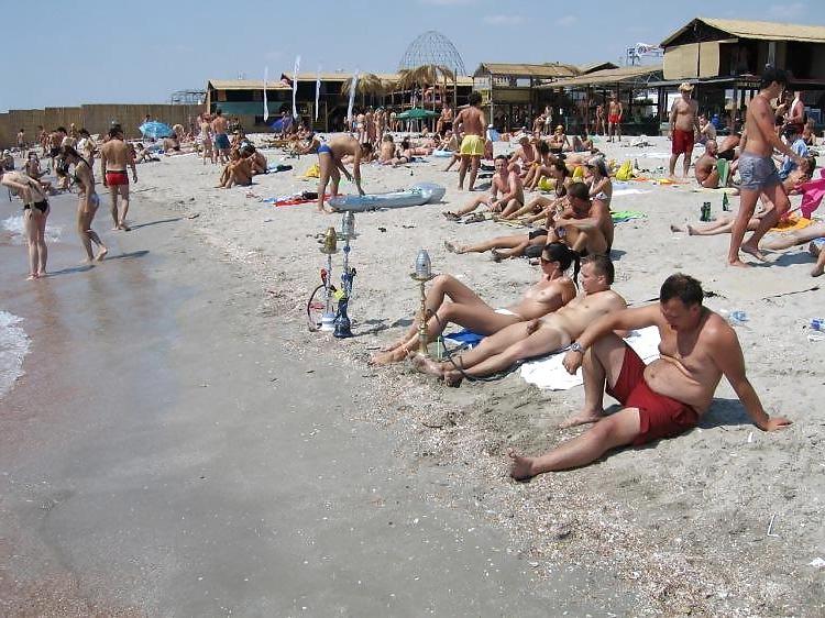 25P Nudist Beach Fun