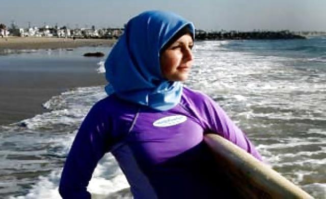 25P Burkini beach bitches