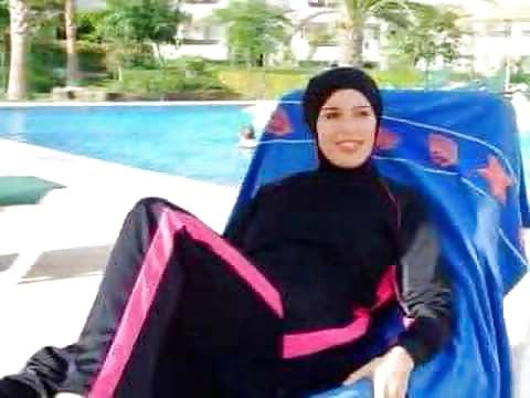 25P Burkini beach bitches