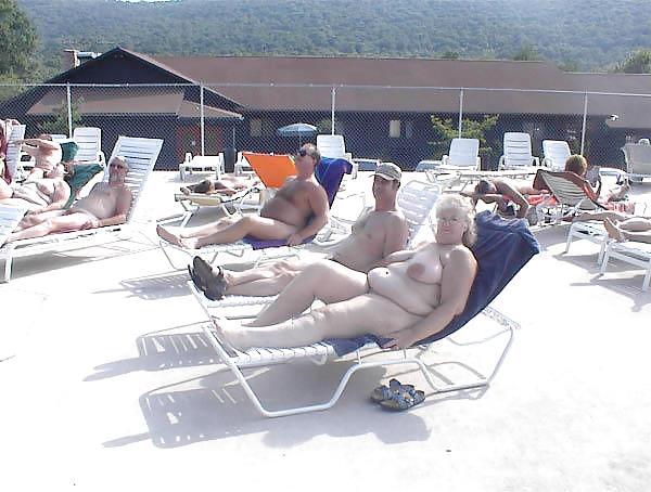 25P Mature Beach Nudists