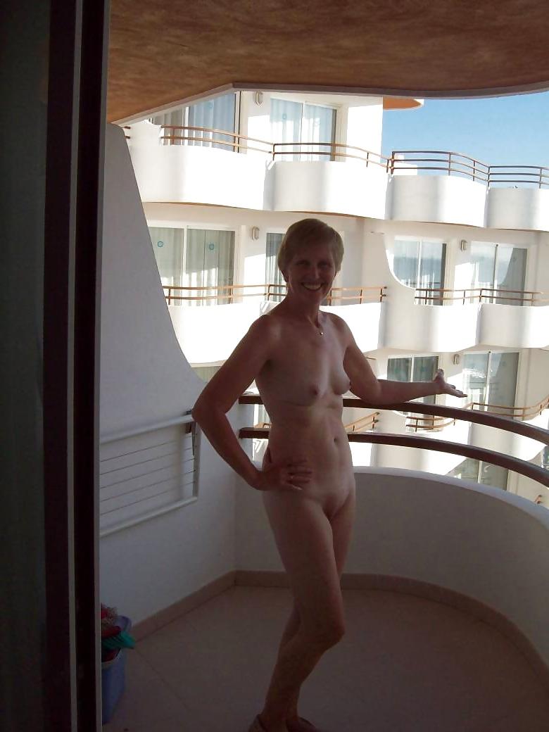20P Nudists Naturists Public Outdoor Flash #33
