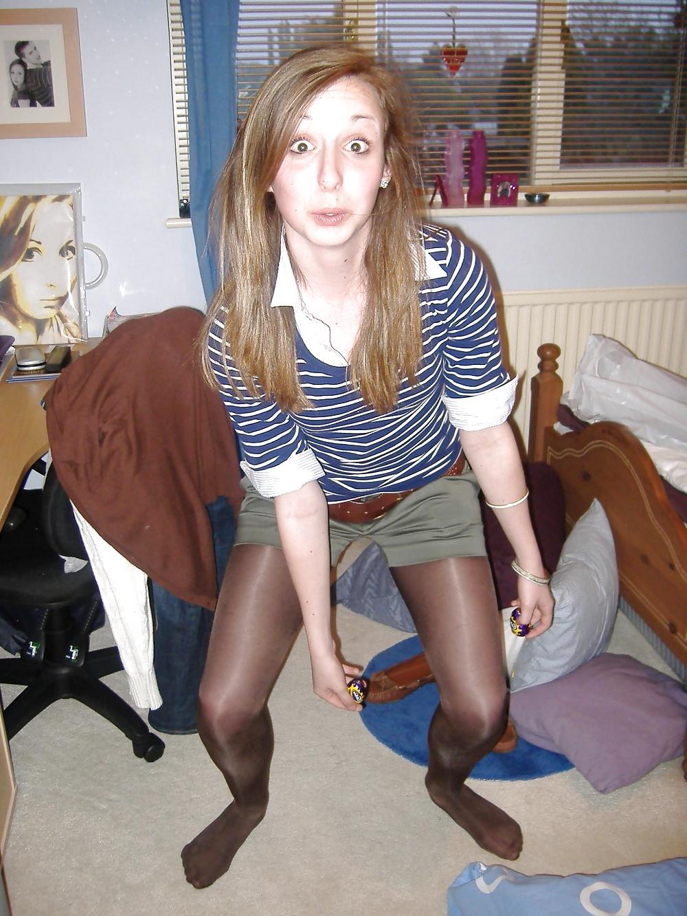 25P Nylon-Upskirt 21