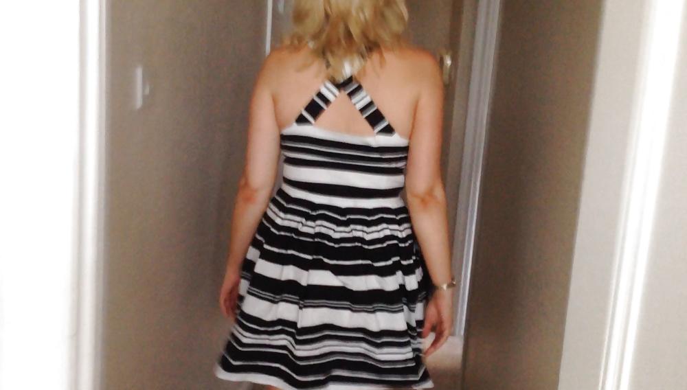 15P CUTE PANTY ASS FLASH