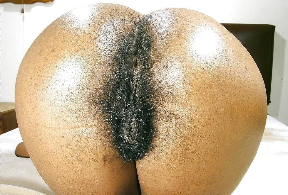 10P Hairy ass