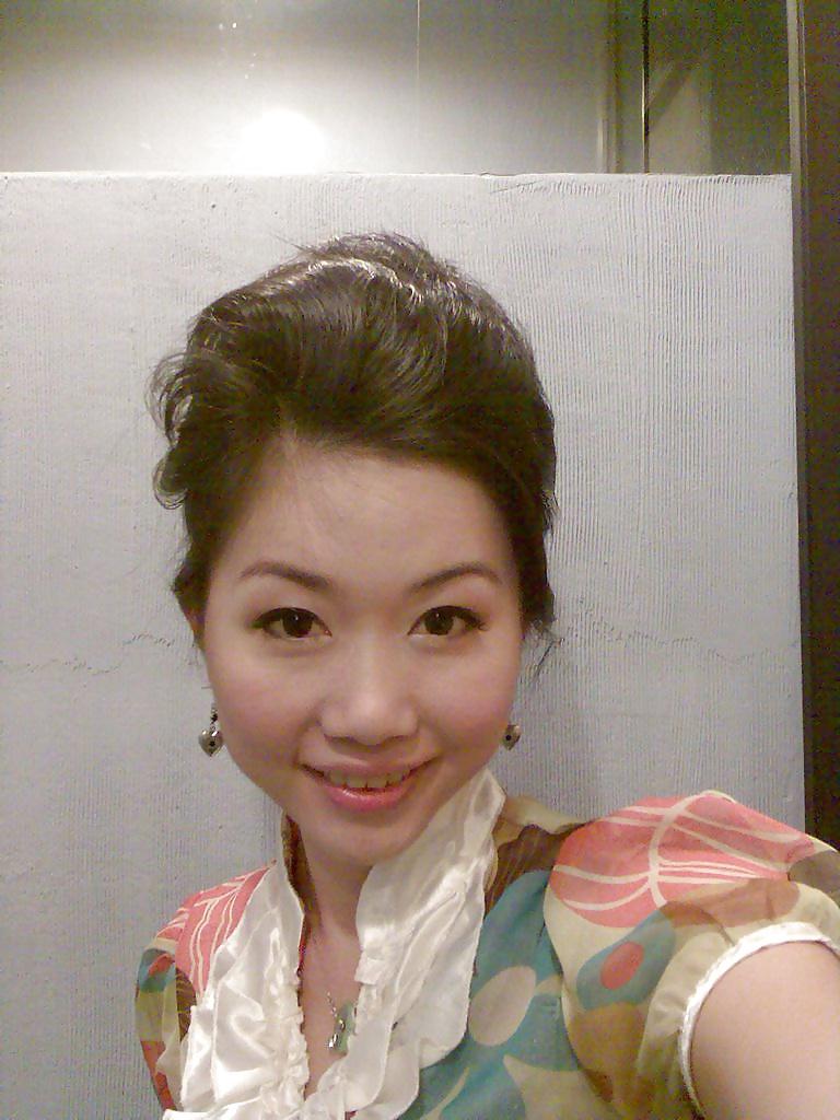 25P Married Woman Selfie 006