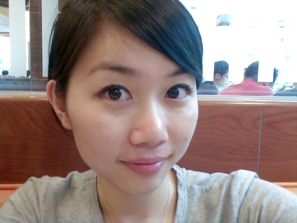25P Married Woman Selfie 006