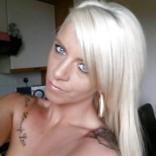23P Scottish Blonde Chick