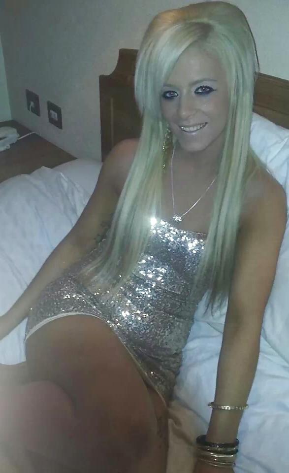23P Scottish Blonde Chick