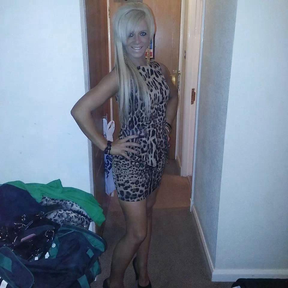 23P Scottish Blonde Chick