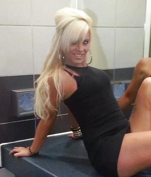 23P Scottish Blonde Chick