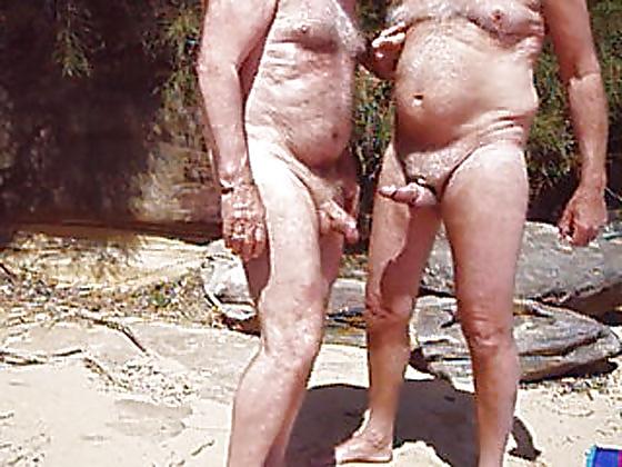 10P A day at the beach with tom