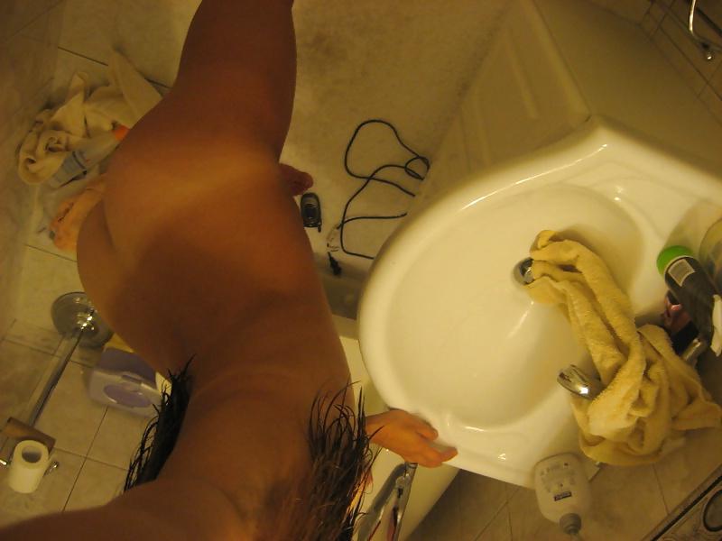 25P Sexy Turkish woman shows