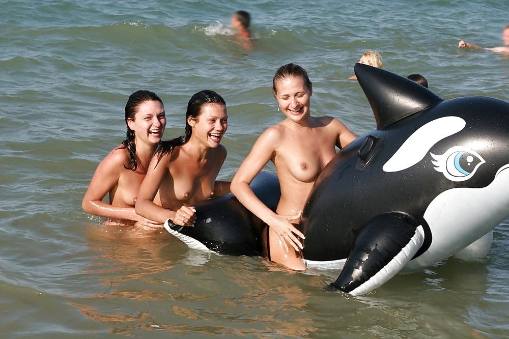 25P Hot mermaids and beach bunnies +more outdoor LXXXX