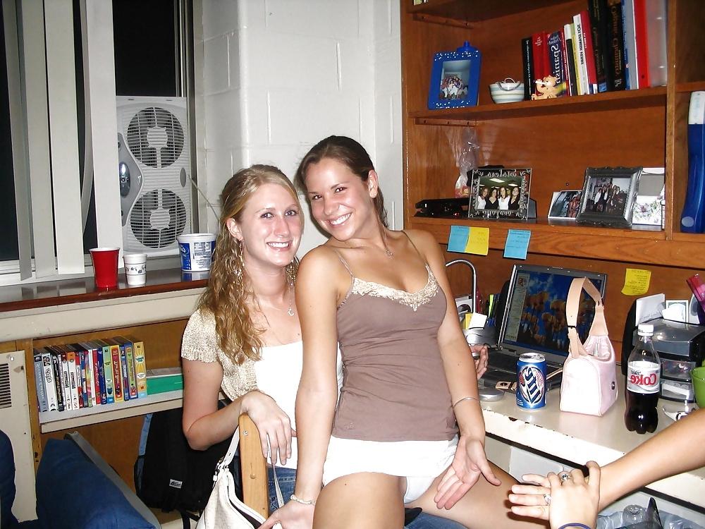 12P Candid voyeur panties thongs flashing tits asses teens