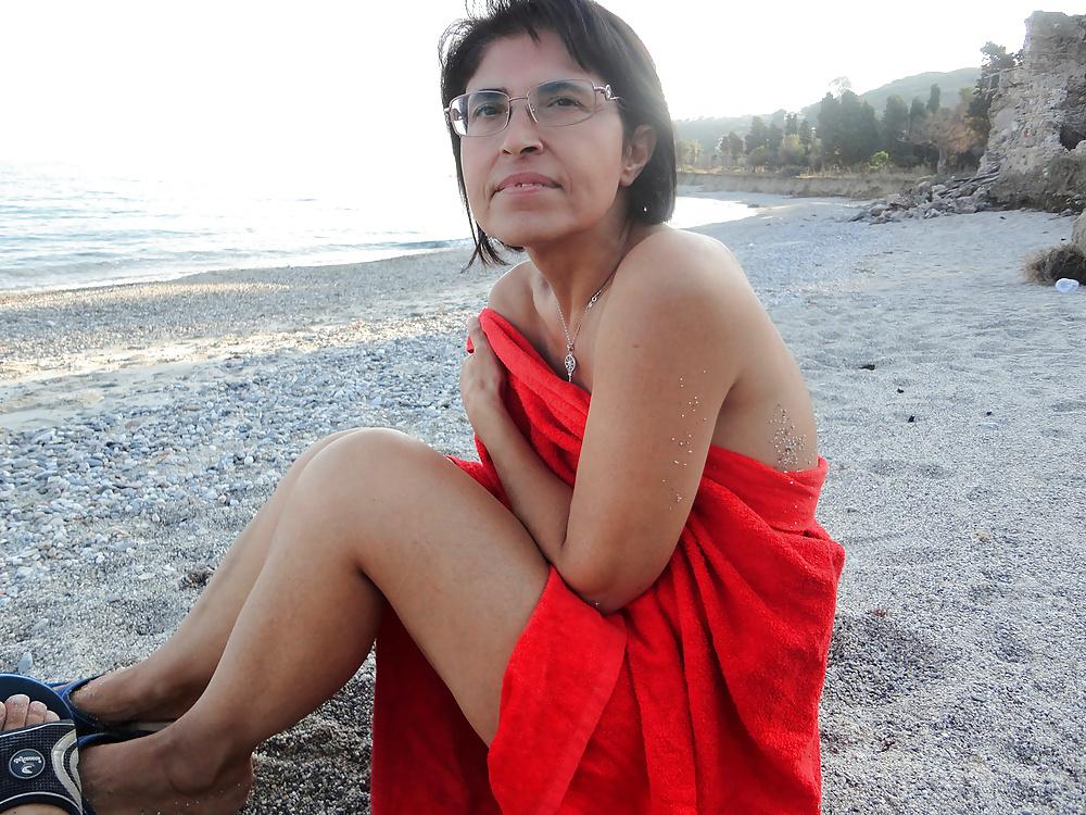 6P A week at the beach with Dora
