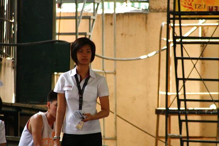 15P Malaysian college girl dressed and undressed