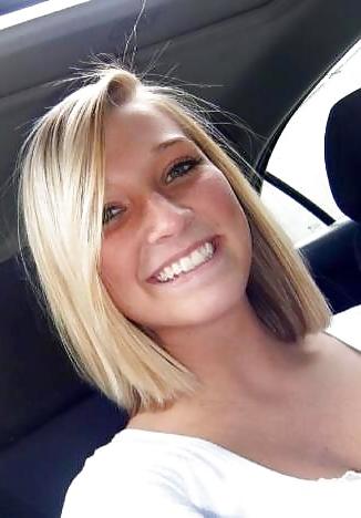 23P Sexy woman in sports