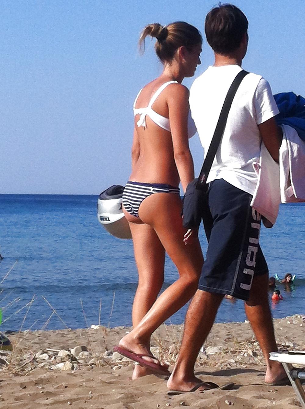 5P Beach voyeur II (non-nude)