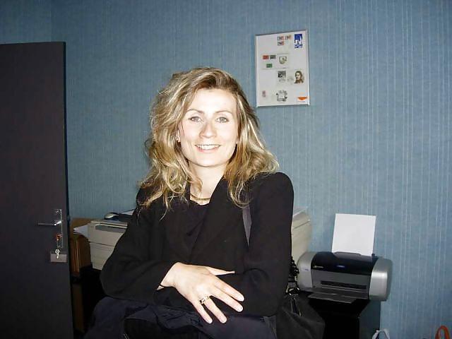 6P Lady Lara sexy 46 Years old Woman