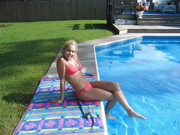 25P Bikini and Beach