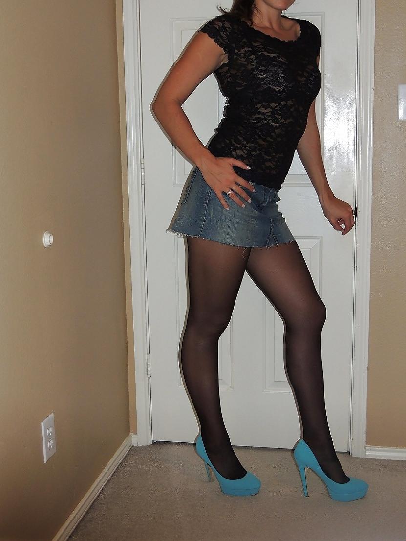 25P Nylon upskirt 26