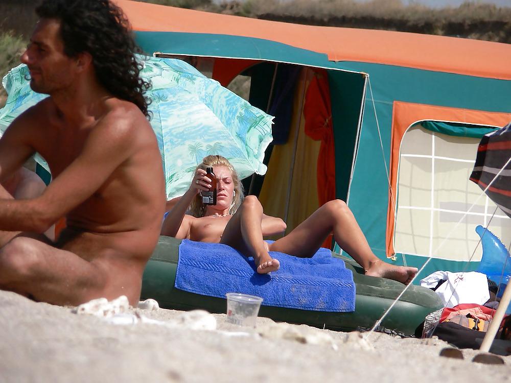 12P Beach Voyeur hot blonde pussy