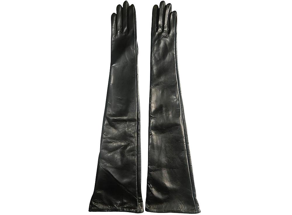 25P Leather Clad Bodies