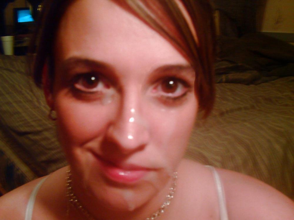 25P Flashing girls and cumshots.