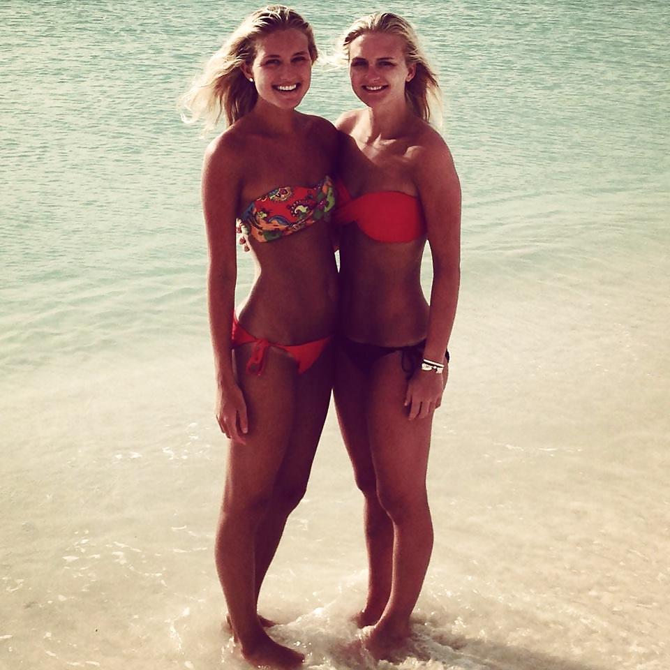 25P Facebook teen babes 8 sorority bikini beach party