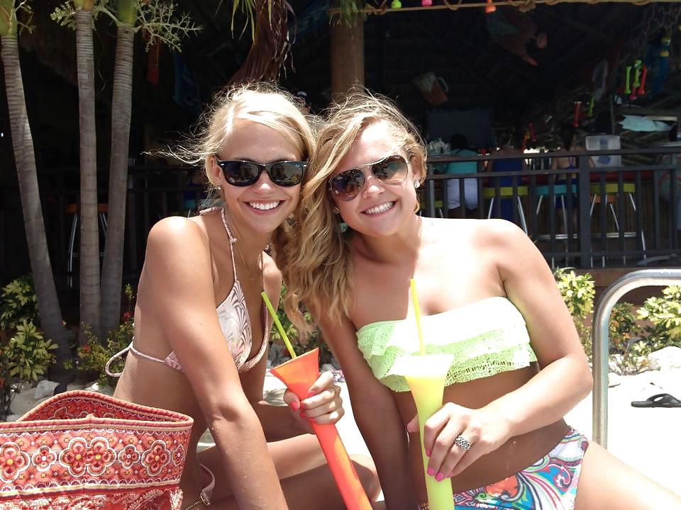 25P Facebook teen babes 8 sorority bikini beach party