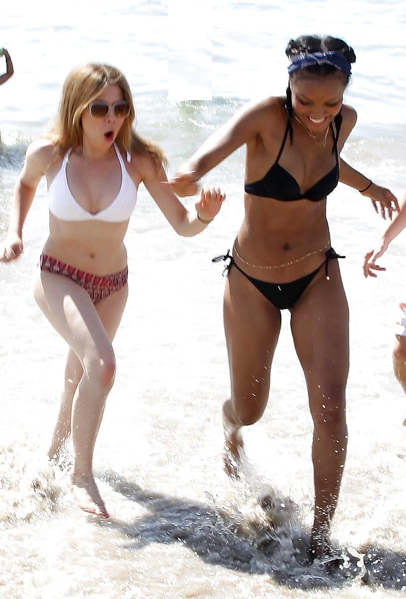 16P Jennette Mccurdy beach bikini