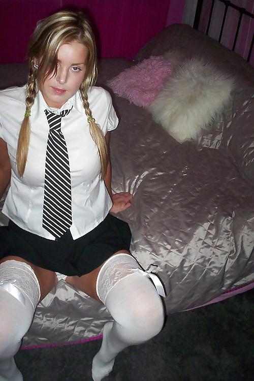 10P Slutty schoolgirl takes cum facial