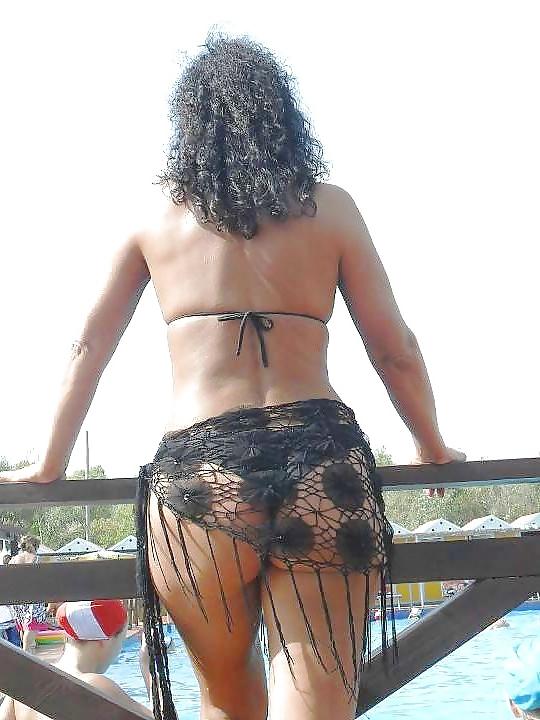 25P See through hot asses wearing thongs 2014
