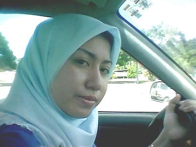 11P Malay- milf tudung