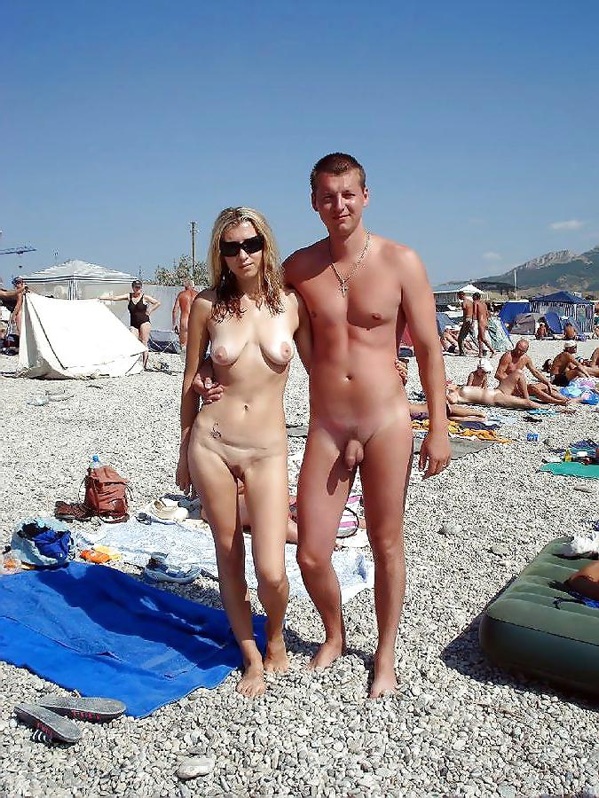 25P Naked Beach Fun
