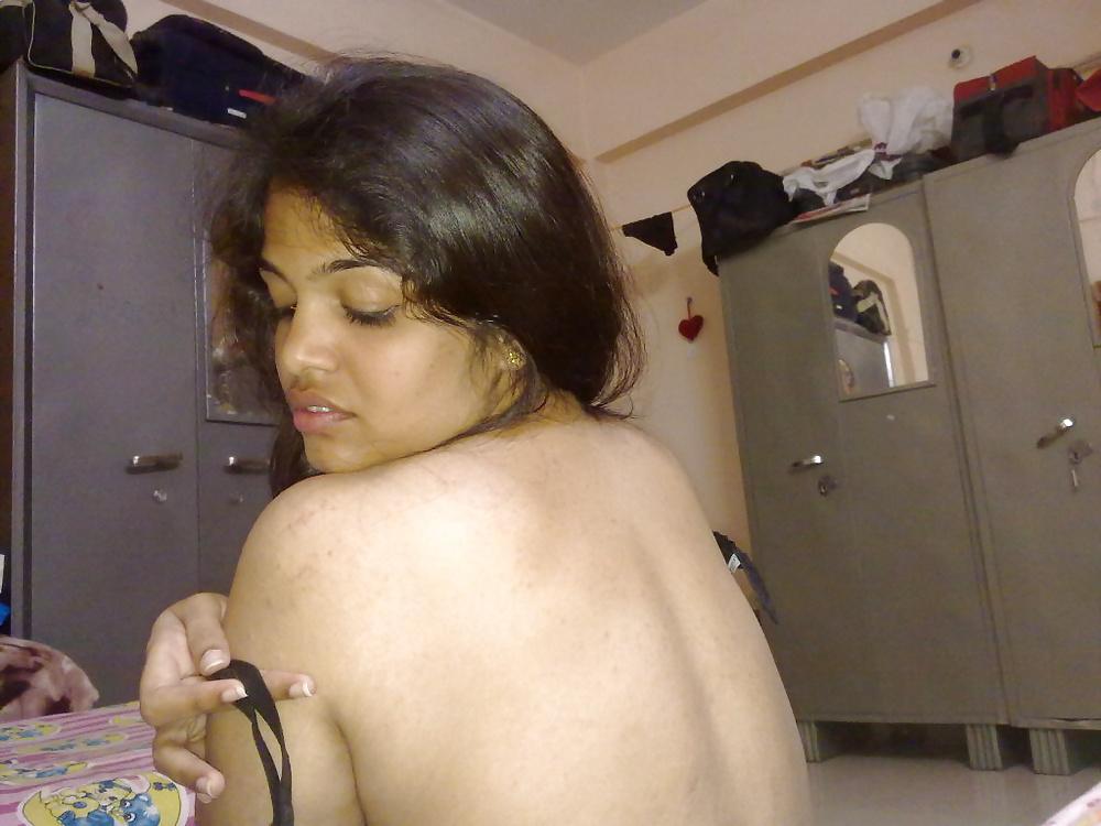 25P INDIAN WIFE BHUMI-INDIAN DESI PORN SET 7.1