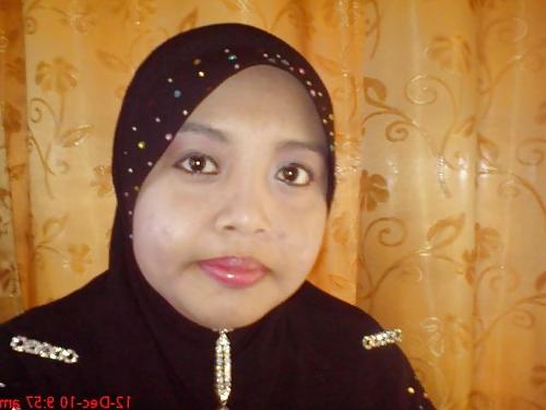 6P Malay- milf bertudung