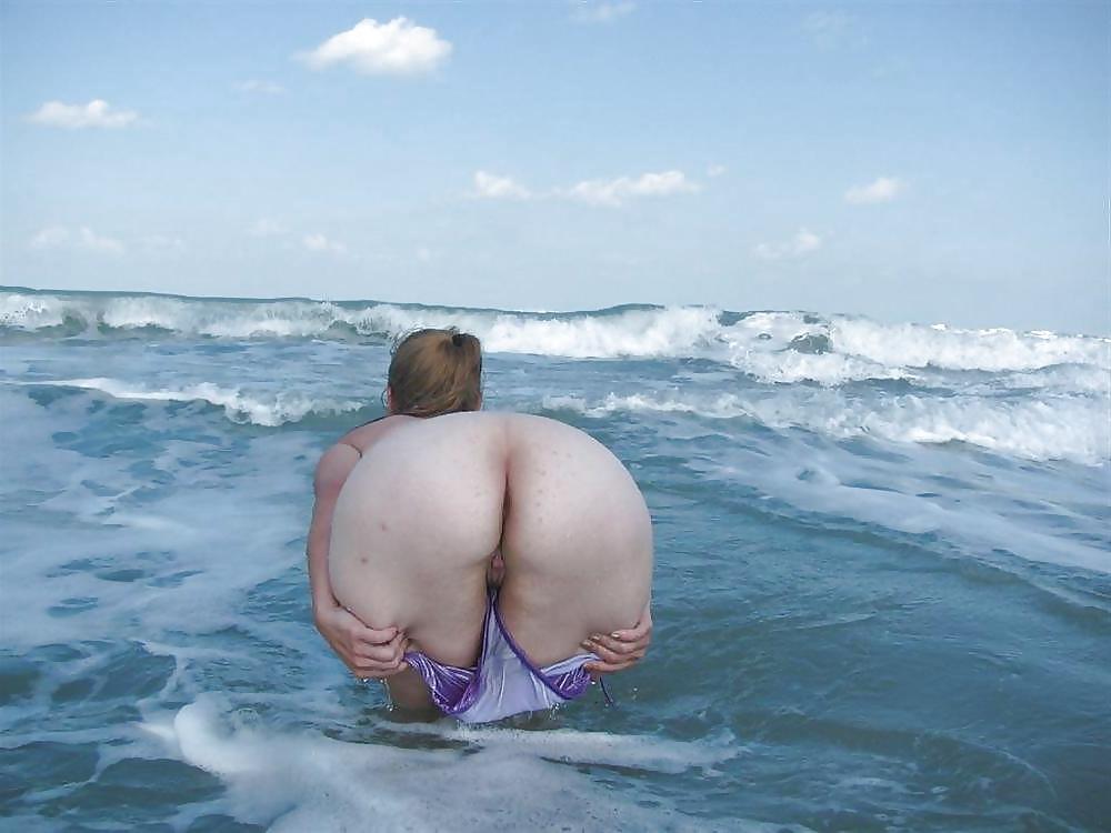 25P Mature women on the beach - 23