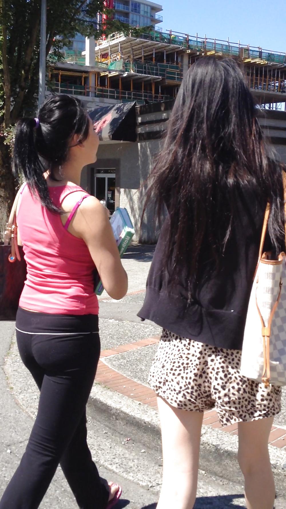 15P Leggings and yoga asses