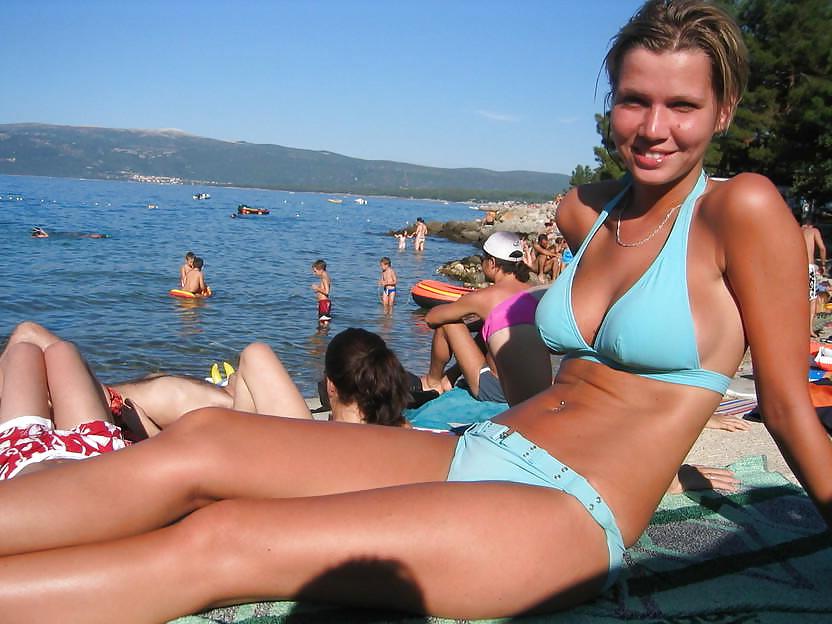 19P Topless Blonde at the Beach