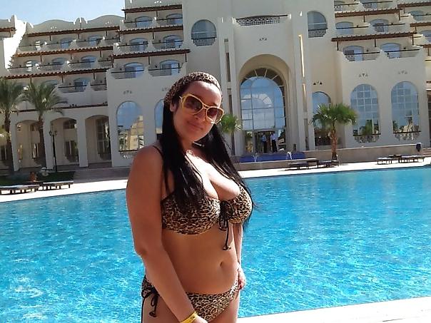 19P Busty Russian Woman 1769
