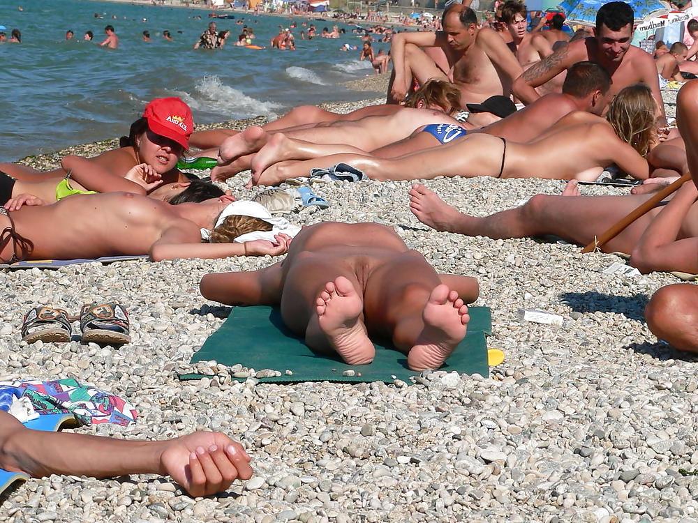 25P Come to my beach