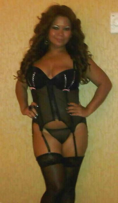 10P Indonesian MILF Anita