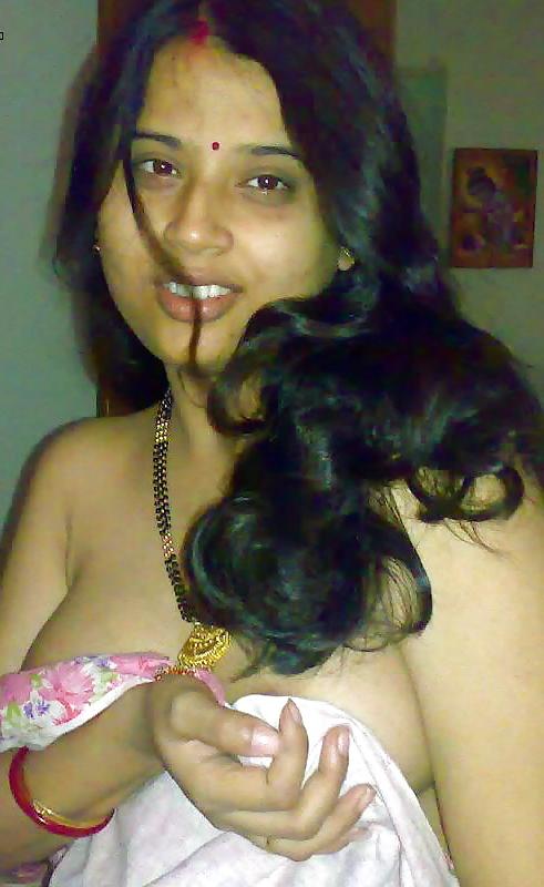 25P INDIAN WIFE GUNJAN -INDIAN DESI PORN SET 8.9